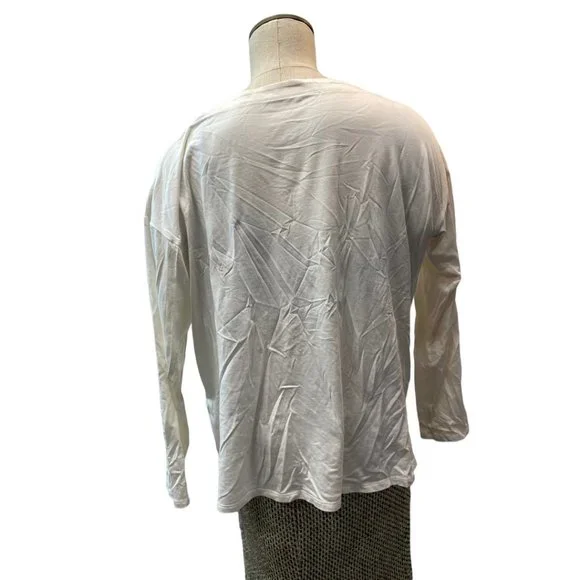 Women's Shirt - Picture 2 of 4